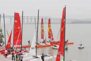 首屆三門峽“黃河船奇”帆船公開賽在三門峽黃河水域“揚帆”